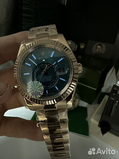 Часы rolex SKY dweller rose gold