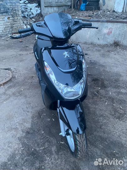 Скутер Peugeot Kisbee 50 Абсолютно новый,в наличии