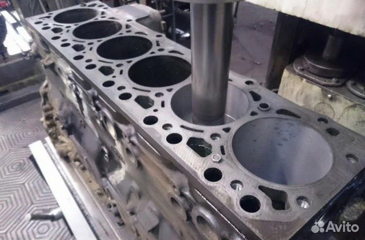 Ремонт блока цилиндра MB G-Класс 2006-2008