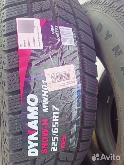 Dynamo Snow-H MWH01 225/65 R17 102S