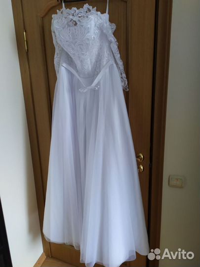 Свадебное платье 46-52 разм бу