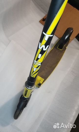 Самокат Twist Weelz