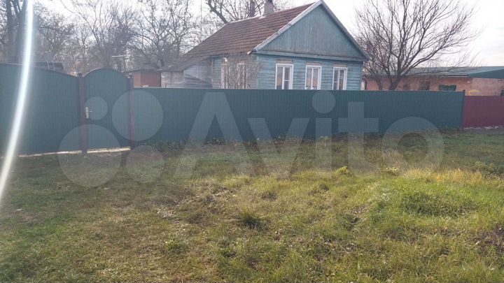 Дом 40 м² на участке 1,38 га