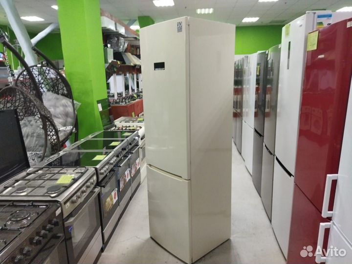 Холодильник Bosch KGE39AK33R, бежевый