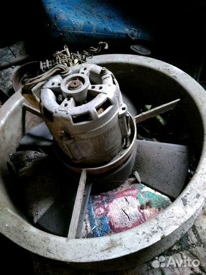 Вытяжной вентилятор