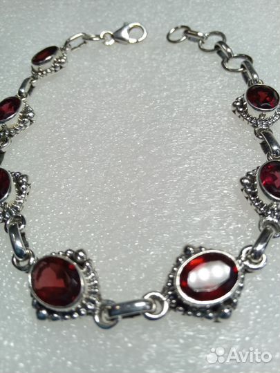 Серебряный браслет с Натуральными Гранатами