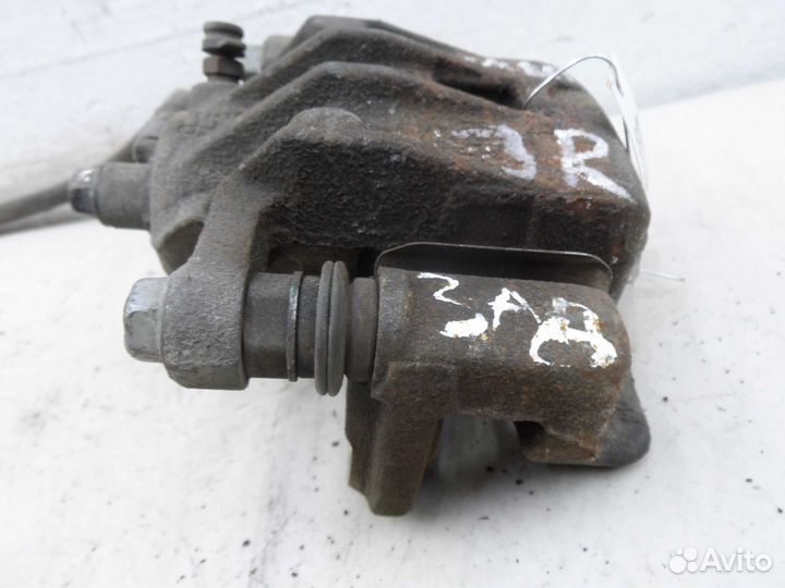 Суппорт задний правый Hyundai Sonata 5 NF