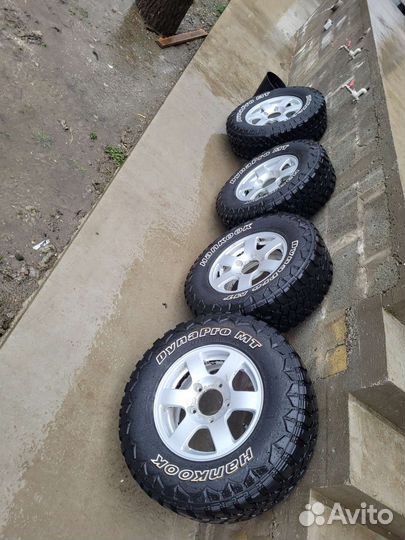 Колеса на Ниву r15/235/75 honkook