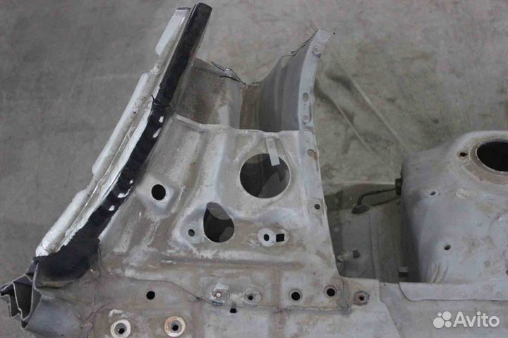 Лонжерон Toyota Crown (Тойота Краун) S151 53701308