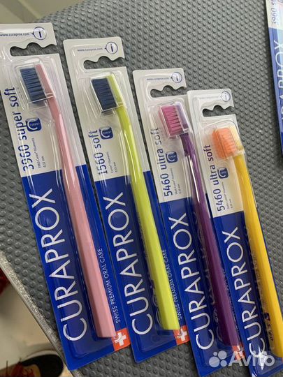 Зубная щетка curaprox