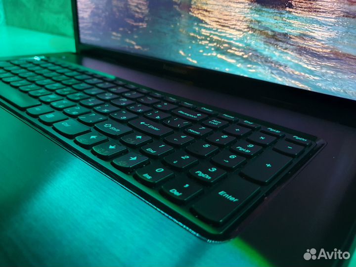 Lenovo (17.3/i5) g780