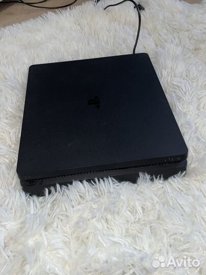 Sony PS4 slim 1tb