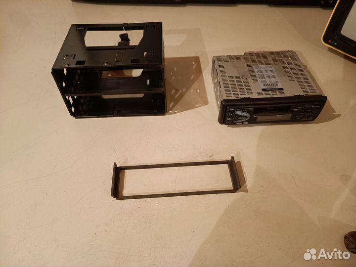 Рамка пластиковая для магнитолы Сааб