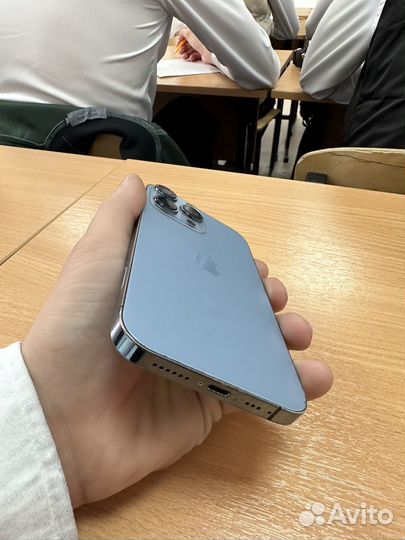 iPhone Xr, 128 ГБ