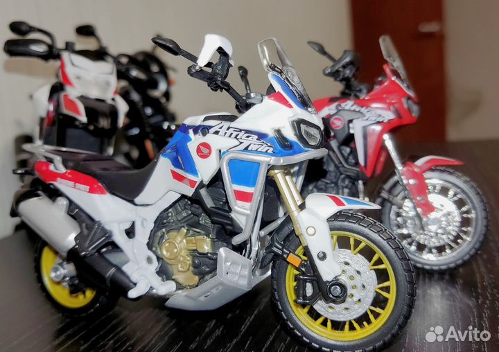 Модели мотоциклов 1/18 и 1/12