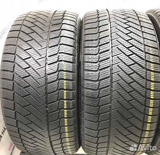 Continental ContiVikingContact 6 235/55 R17 99H