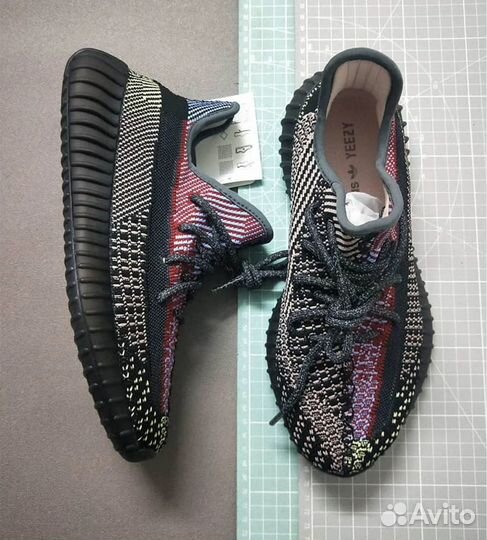 Кроссовки Adidas Yeezy Boost 350 V2 Yecheil