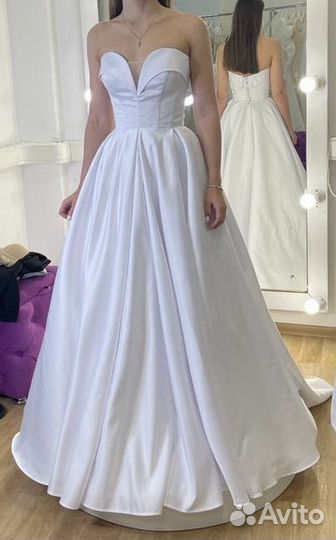 Свадебное платье