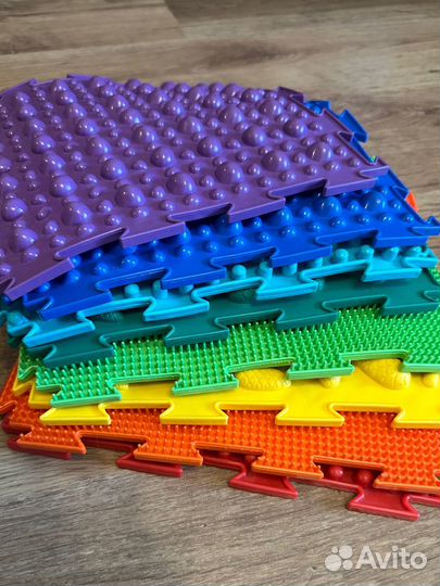 Развивающий коврик