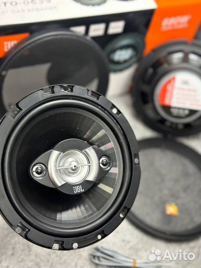 Автомобильные колонки 16 см JBL