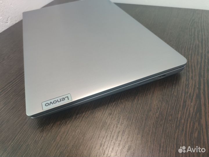 Lenovo 15.6 Core i7 12Th 4.7Ггц/Озу 16гб/SSD 512