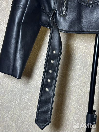 Куртка кожаная женская 48 50