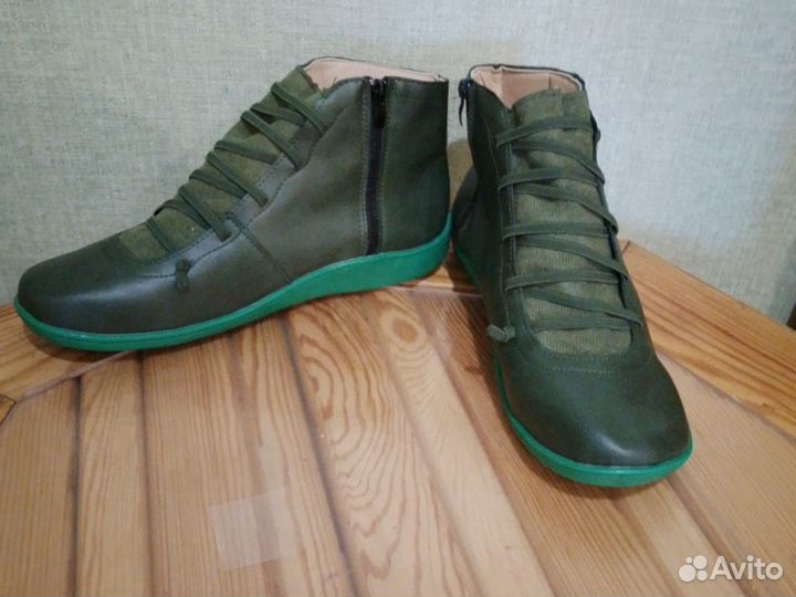 Ботинки женские маломерят на 2 размера экокожа