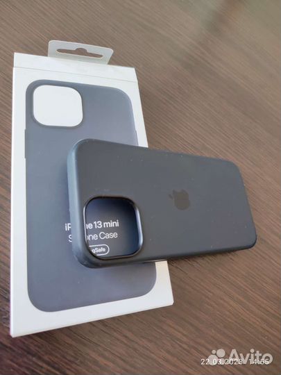 Чехол на iPhone 13 mini magsafe