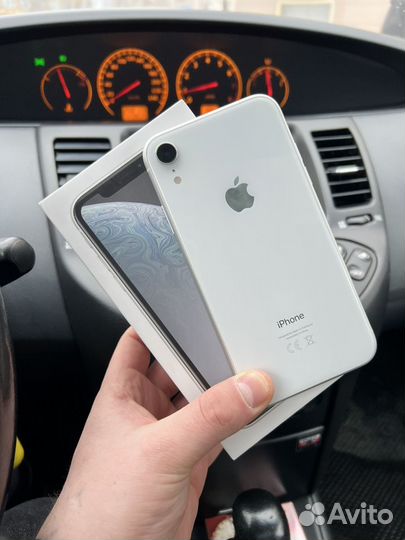 iPhone Xr, 64 ГБ