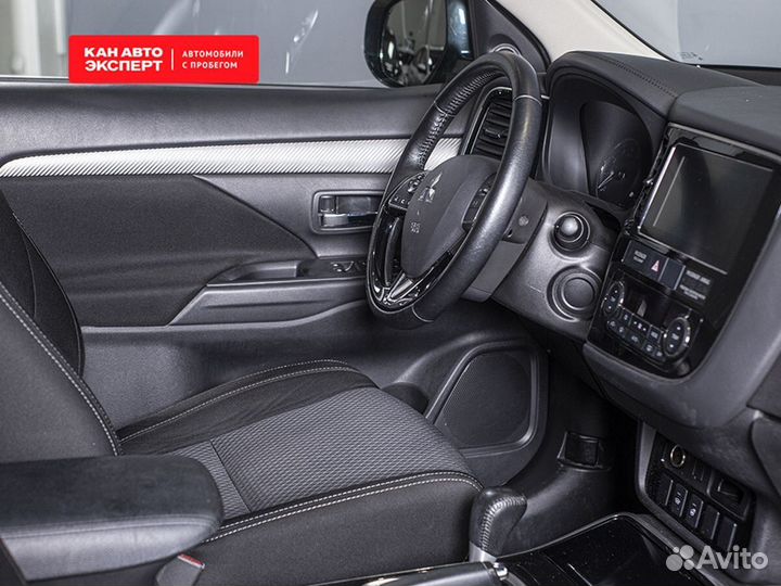 Mitsubishi Outlander 2.0 CVT, 2018, 115 581 км