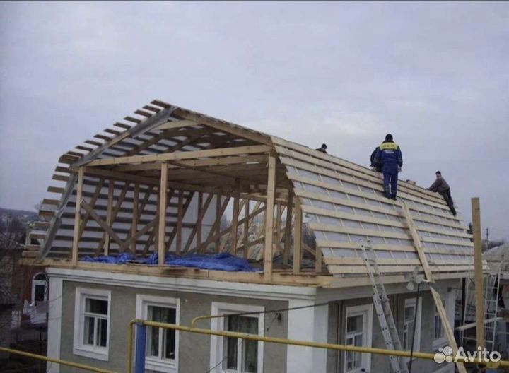 Бригада строителей