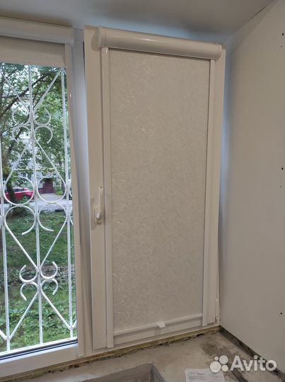 Жалюзи кассетные на пружине