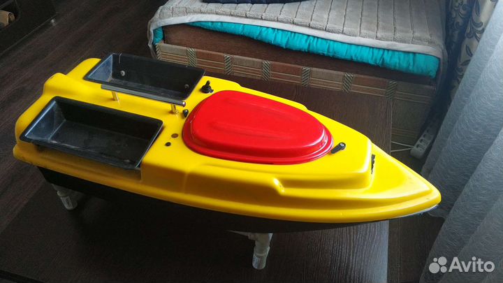 Катер для рыбалки