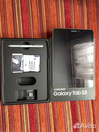 Samsung Galaxy Tab S3 SM-T825