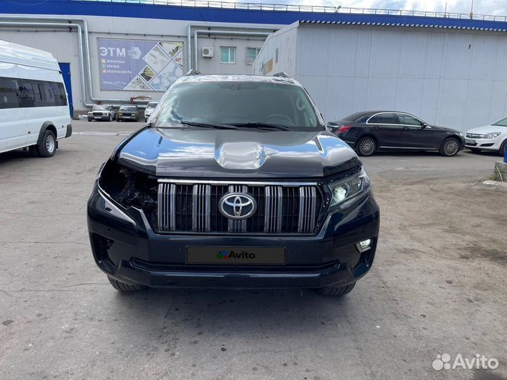Toyota Land Cruiser Prado 2.8 AT, 2020, битый, 120 000 км