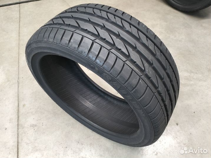 Sailun Atrezzo ZSR 245/35 R19 и 275/30 R19 93Y