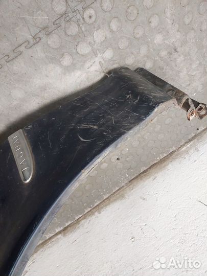 Крыло Jaguar X-type, 2008