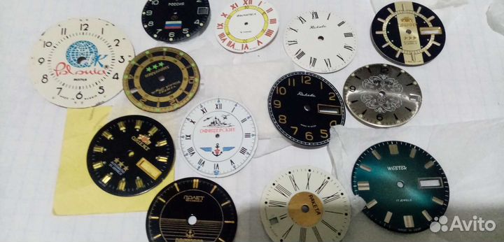 Фурнитура. Циферблаты. стекла. корпуса, головки, б