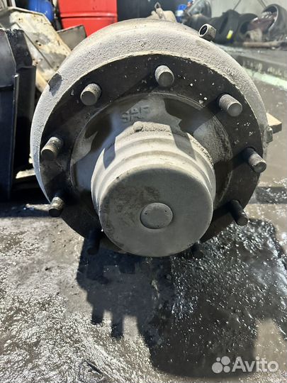 Продам ось SAF