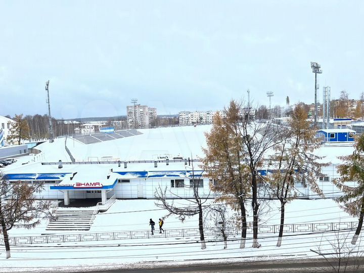 4-к. квартира, 80 м², 4/5 эт.