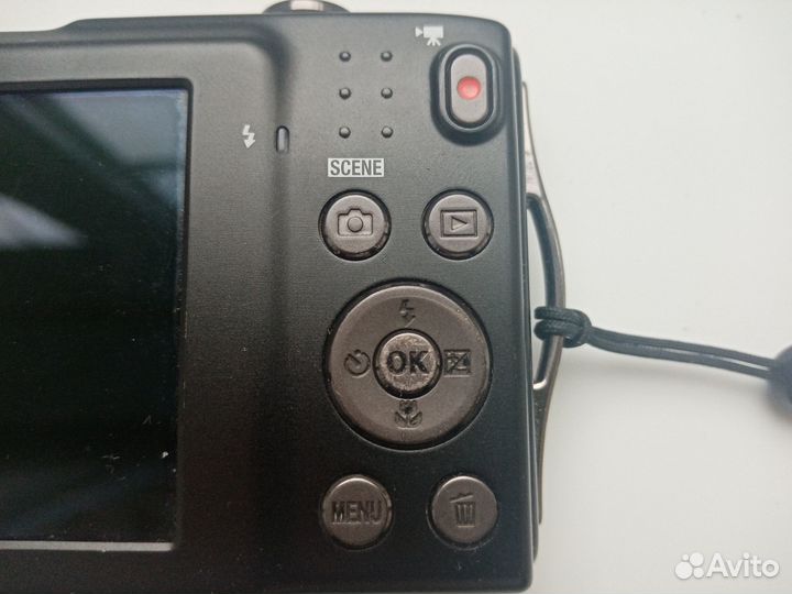 Компактный фотоаппарат Nikon coolpix S3300