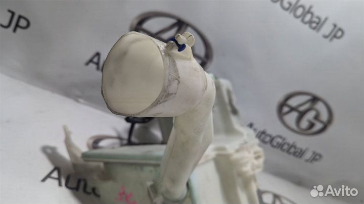 Бачок стеклоомывателя Peugeot 407 6D EW12J4 2005