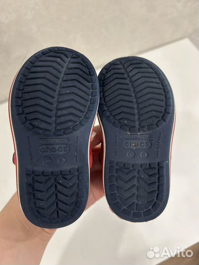 Сандалии crocs c 5