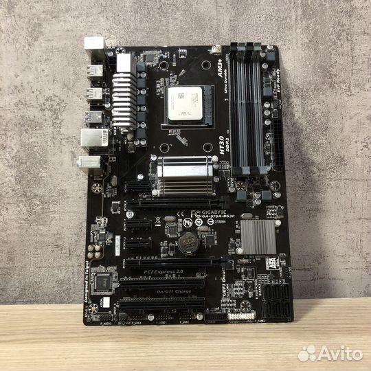 Материнская плата с процессором