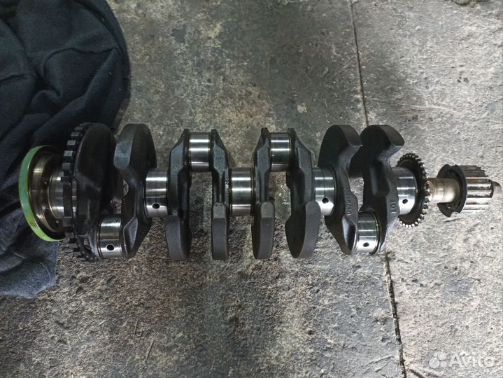 Коленчатый вал dodge stratus