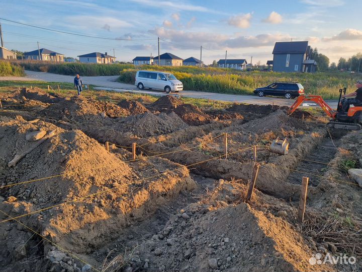 Аренда спецтехники экскаватор гусеничный