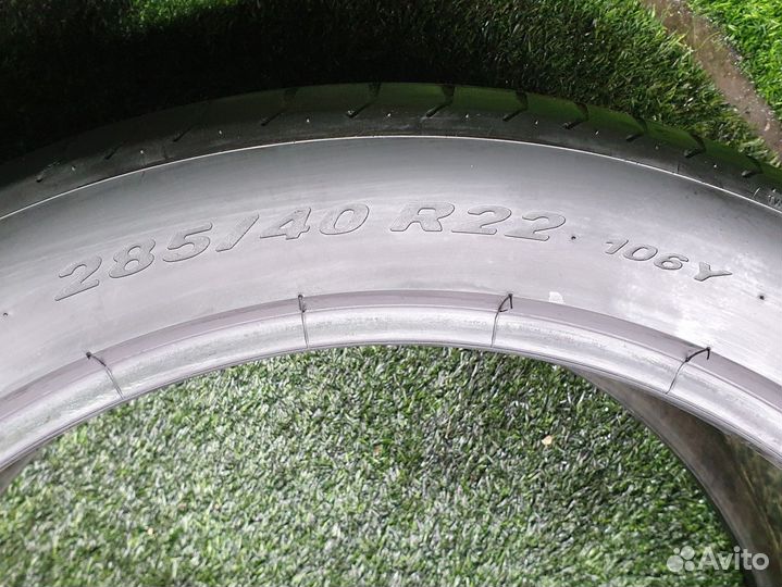 Pirelli P Zero 285/40 R22 106Y