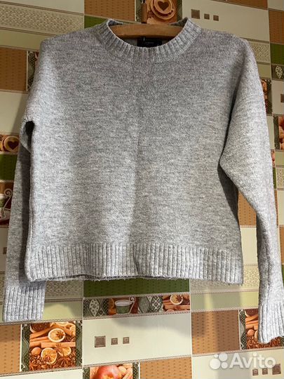 Свитер
