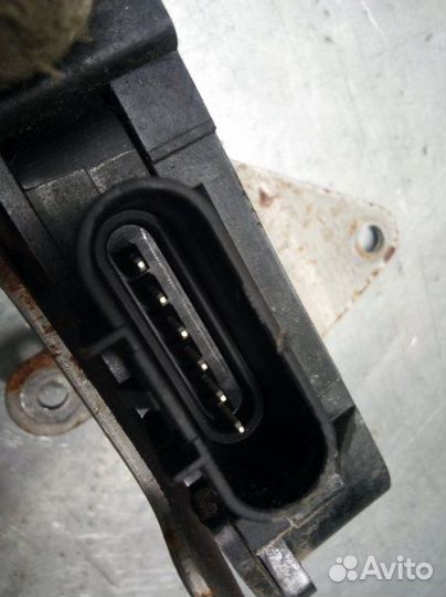 Педаль газа Cadillac Cts 2010