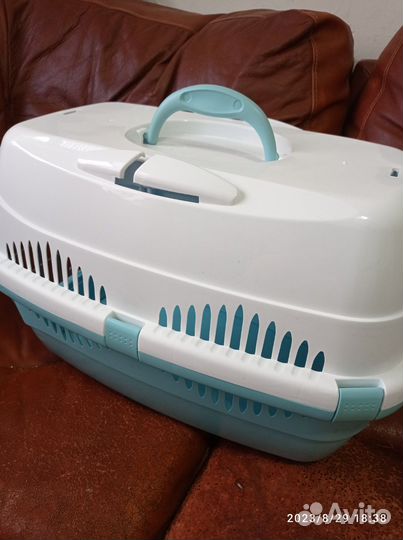 Переноска для маленьких собак и кошек